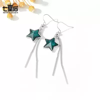 Artificial green crystal star earrings Korean temperament long version pendant personality Net red five-pointed star earrings female simple tide