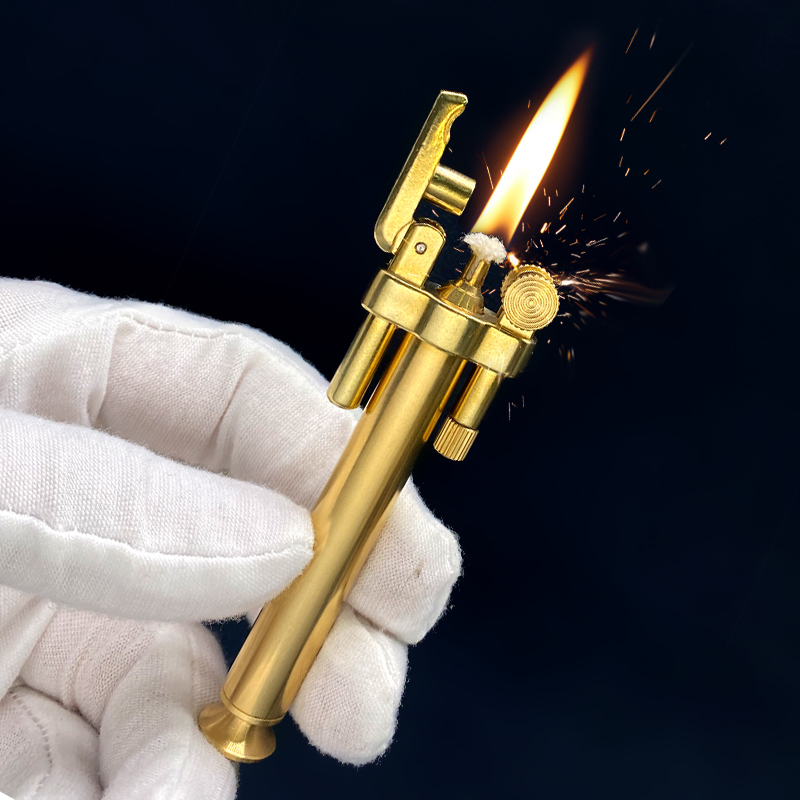 Heavy tribal fire to take kerosene lighter long version of profiled styling a novel personality creative retro torch lighter