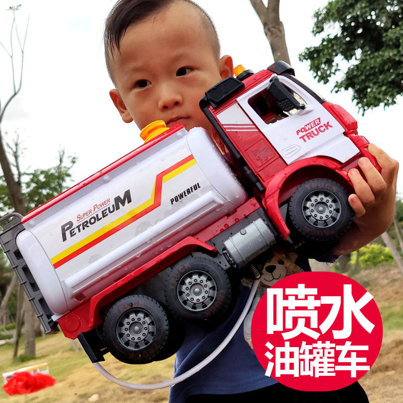 Water jet fuel tanker emulation fire truck Superlarge red engineering car Children's toy sprinkled water boy Cloud terra car