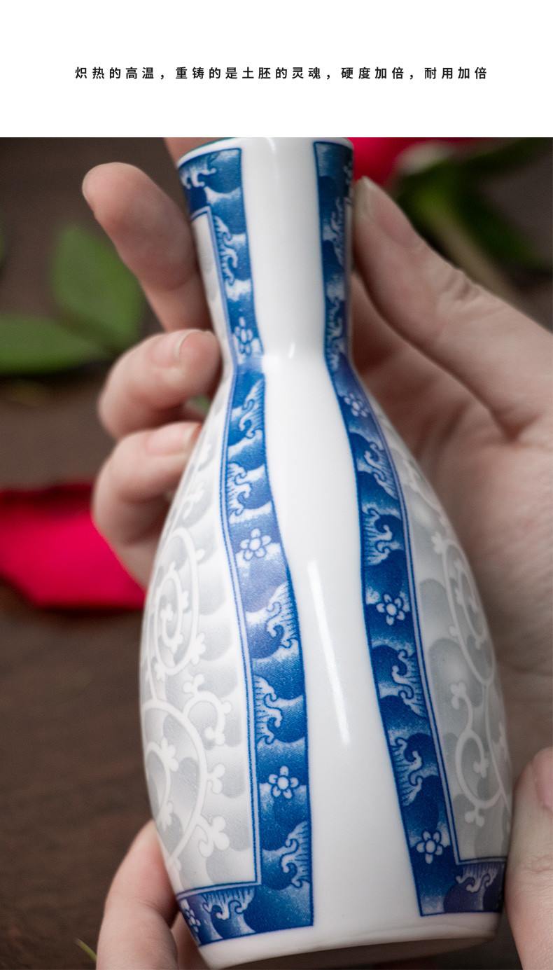 Meinung'm under the glaze color Chesapeake porcelain wind household classic blue and white porcelain imitation Ming and the qing ceramic bottle flower arranging flower bottle vessels