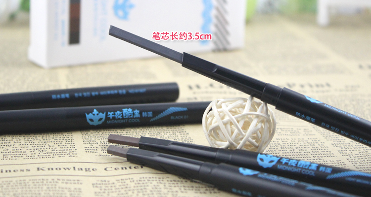 Nửa đêm mát đen phẳng đầu không thấm nước không nở hoa bút chì xoay chopper tự động lông mày bút chì đen xám nâu cà phê gửi thẻ lông mày - Bút chì lông mày / Bột / Stick chì kẻ mày innisfree bảng màu