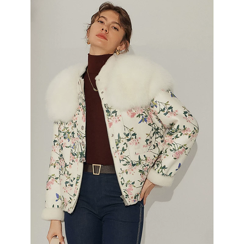 Velvet short jacket, 2023 collection