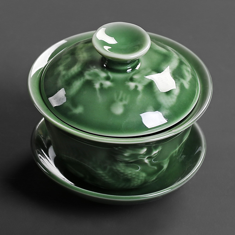 Make tea tureen kung fu Chinese style restoring ancient ways is three cups to hand grasp the master cup of longquan celadon three mercifully tea tea set