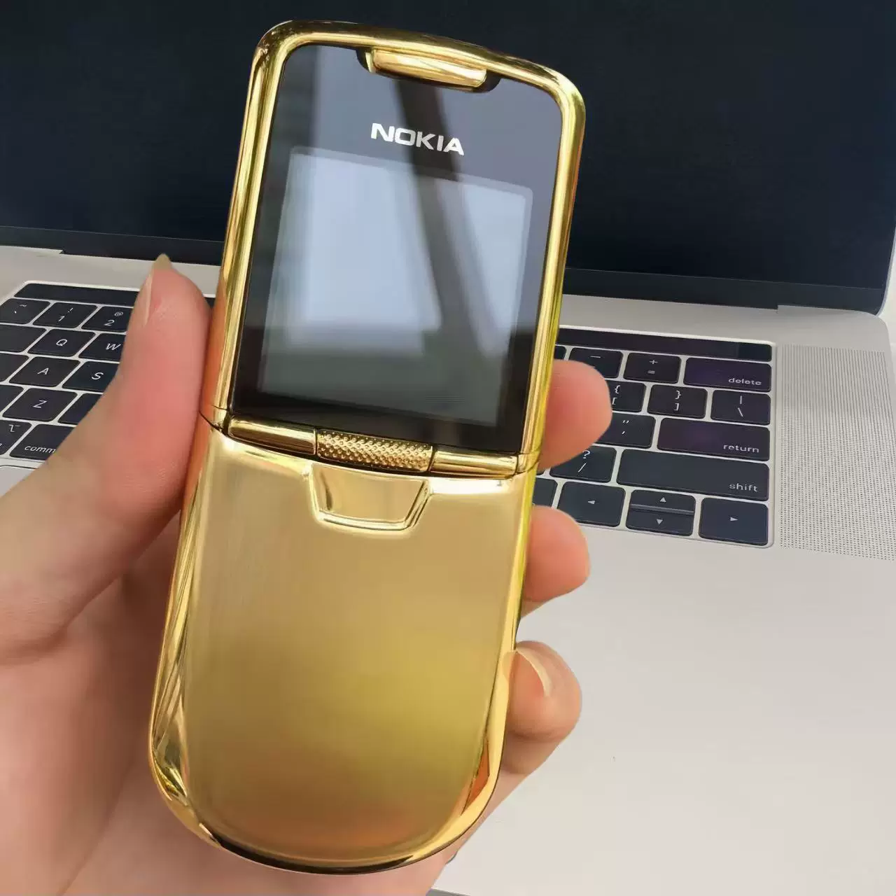Nokia/Nokia 600 Nokia 8800 classic slide button mobile phone metal material nostalgic collection