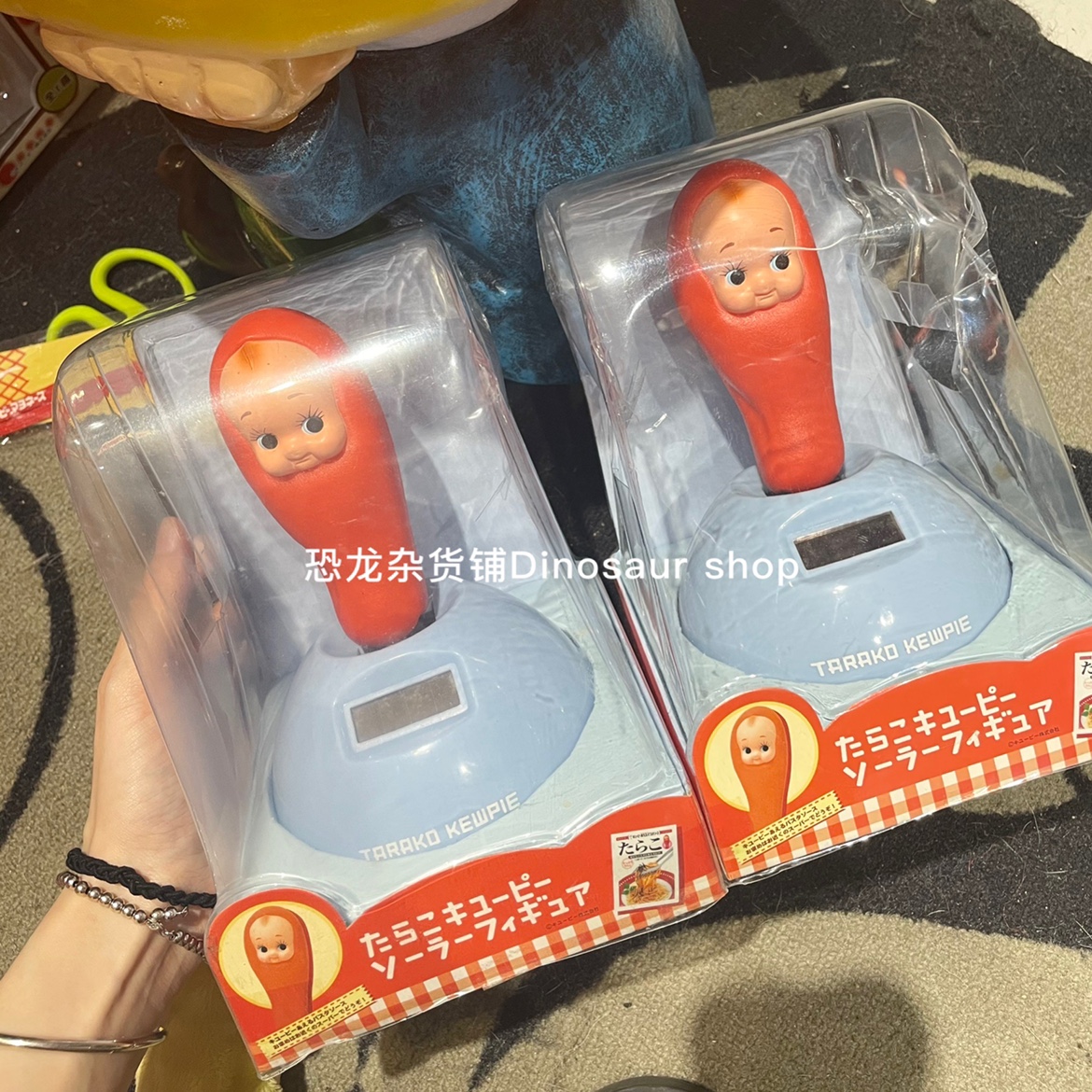 Medieval Taiko Chubikewpie Solar Solar Car Pendulum with Swaying Pieces Toy Collection Gift Boxes