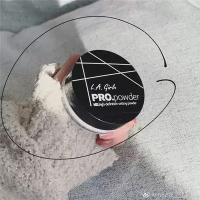 LA Girl Los Angeles girl lagirl loose powder Oil control makeup setting powder Long-lasting female student affordable