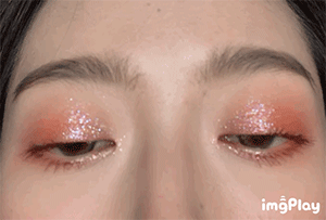 萌 荔 闪粉 Giáng sinh đơn sắc sequin nàng tiên cá nghiền phấn mắt ngọc trai lưới màu đỏ sáng bóng jingjing - Bóng mắt bảng màu mắt innisfree