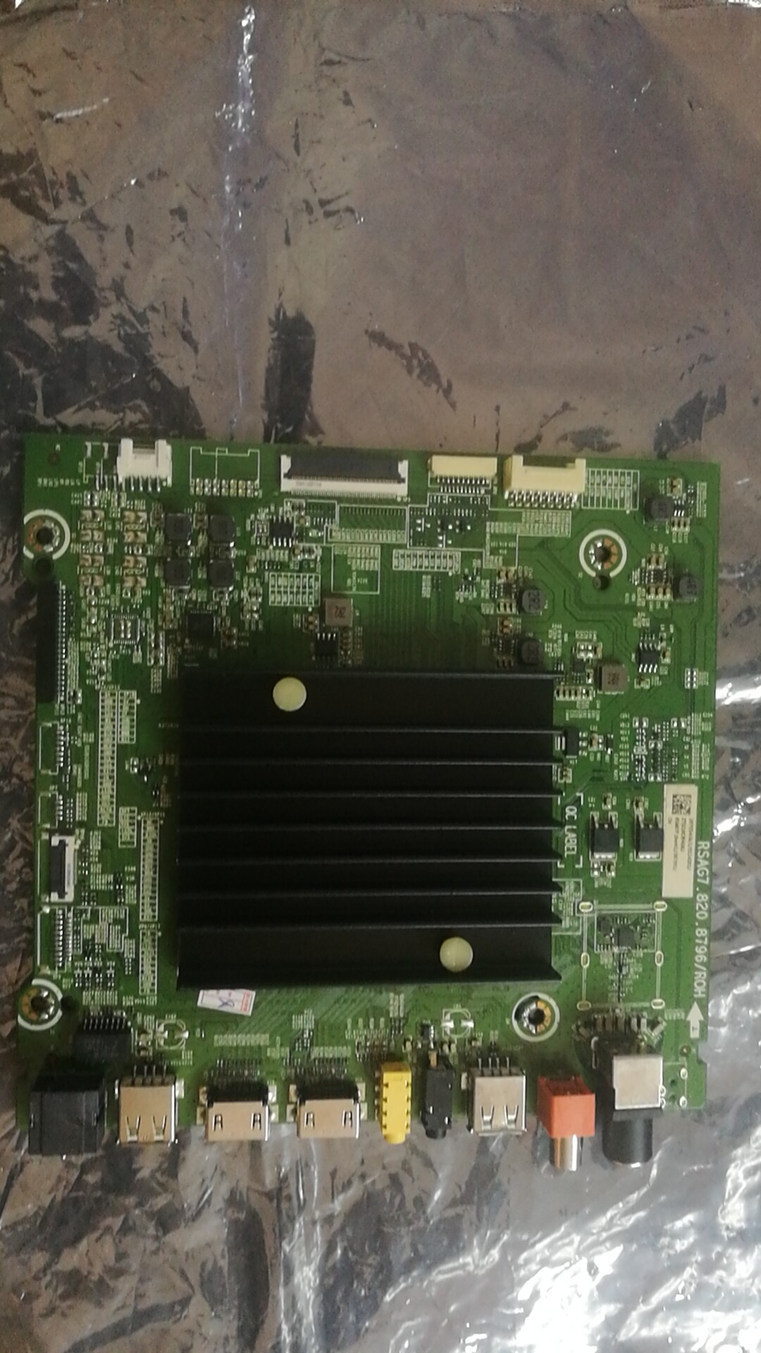 RSAG7 820 8796 Hisense 65E7D 65A66F 65A65F 65A67F 65A77E motherboard