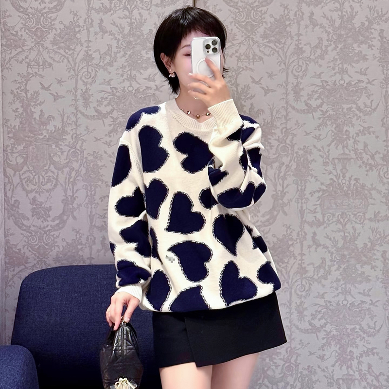 2026 Early Autumn New Style Loose and Lazy Style Heart-Shaped Contrast Jacquard Sweater Women's Long-Sleeved Round Neck Heart-Shaped Knitted Sweater 2026 Early Autumn New Style Loose and Lazy Style Heart-Shaped Contrast Jacquard Sweater Women's Long-Sleeved Round Neck Heart-Shaped Knitted Sweater