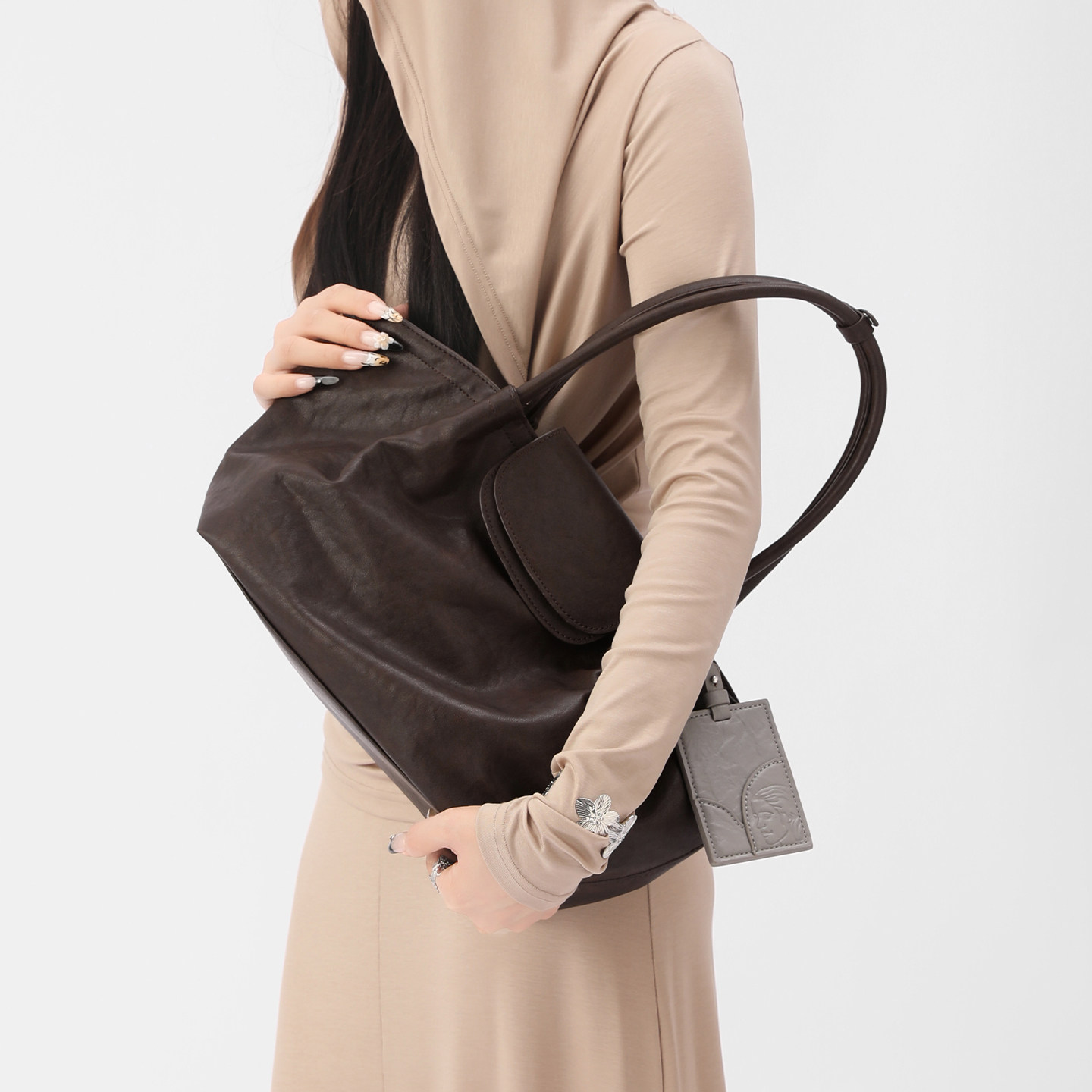 CMNG KAIND Genuine Leather Niche Tote Bag for Women 2026 New High-End Commuter Handbag Large Capacity Shoulder Bag - Thumbnail 3
