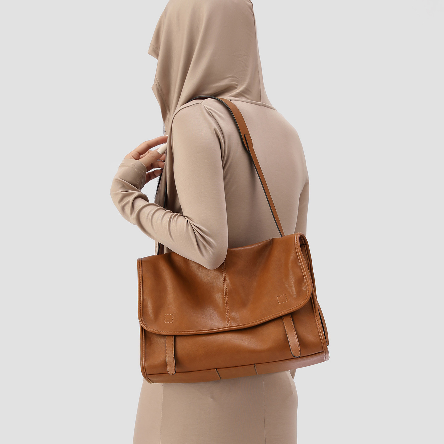 CMNG KAIND ベジタブルタンニン鞣しラムスキン メッセンジャーバッグ（レディース） - ゆったりとしたデザイン、大容量、レトロスタイル、ショルダー/クロスボディバッグ