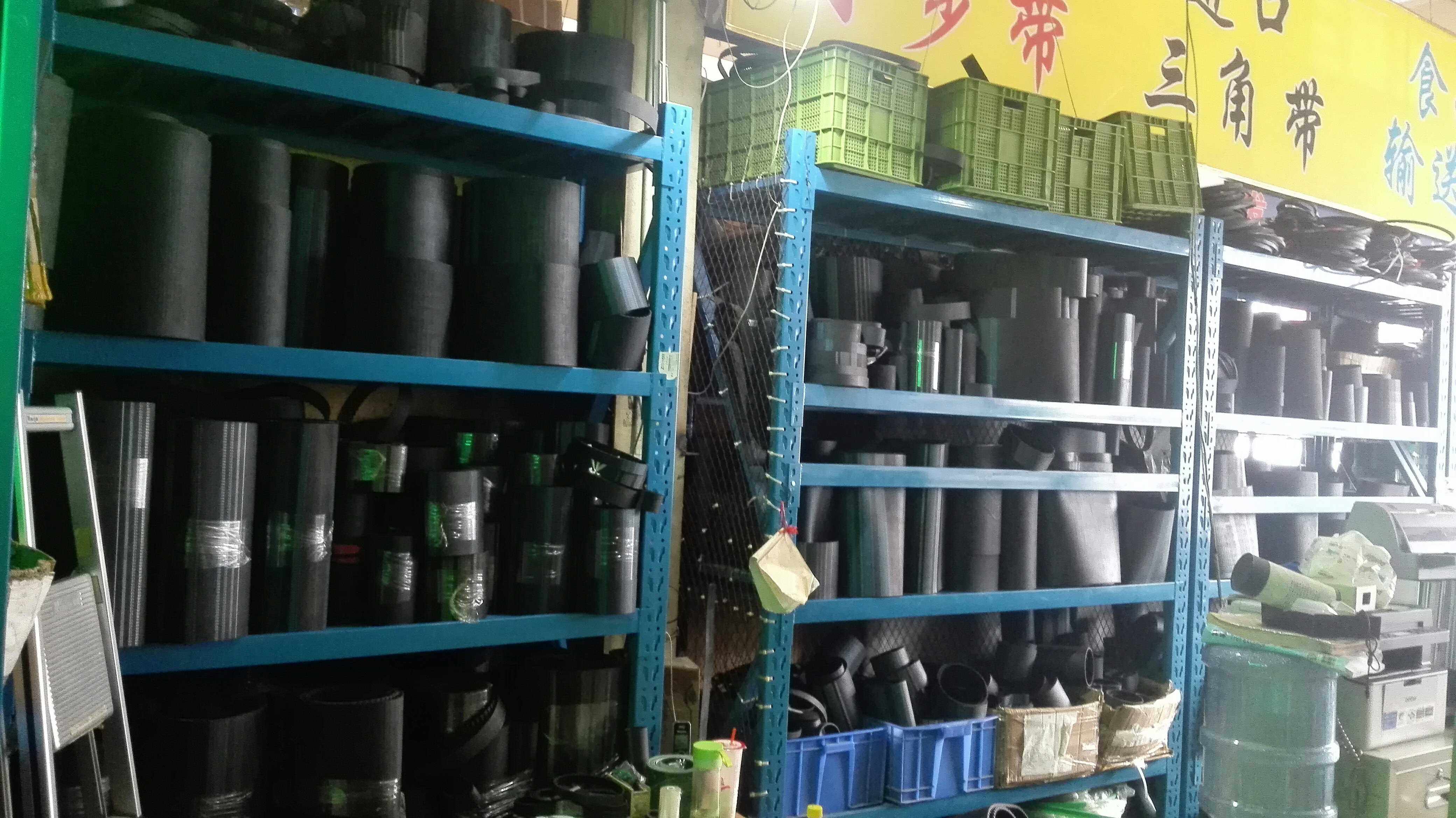 PVC light conveyor belt synchronous belt multi-hook belt special industrial belt can be customized complete specifications