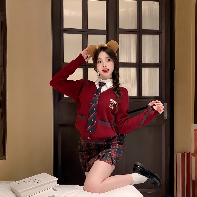 Christmas Universal Studios Red Sweater Outfit with a Disney Vibe, Preppy Style Jk Uniform Skirt for Autumn Christmas Universal Studios Red Sweater Outfit with a Disney Vibe, Preppy Style Jk Uniform Skirt for Autumn