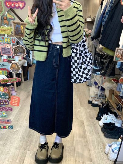 Großer dunkelblauer Jeansrock mit hoher Taille und Schlitz für dicke Frauen, die den Schritt bedecken und schlank aussehen, mittellanger Rock in A-Linie