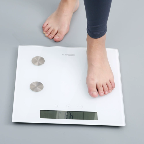 Метр жира в организме измерение жира Инструмент прибор в общежитие домохозяйства. Потеря веса взрослого веса называется интеллектуальной точностью электронная весовая масштаба здоровья