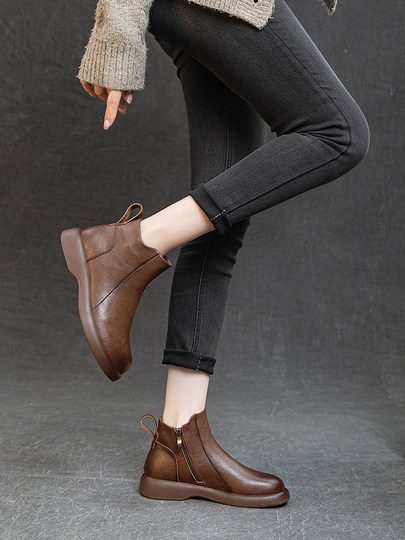 Martin boots women's 2025 new winter velvet chimney boots small short boots British versatile spring and autumn Chelsea women's boots