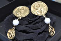 Western antique vintage jewelry work to frost gold gold and American wind big S ear crash ear decoration lone