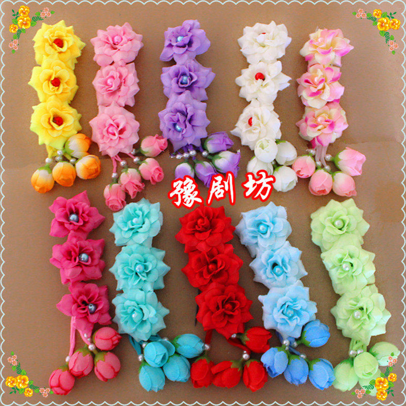 The new drama opera head floral Peking Opera The more drama The Tsing Yi Flower Didan The girl's ears are decorated with three leanings.