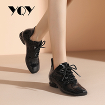 Patent leather thick heel boots children 2021 new low heel Martin boots female wild black leather boots autumn and winter short boots women