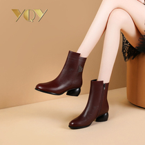 Wine Red mid-boot women 2021 autumn and winter New plus velvet warm thick heel leather Martin boots Lamb hair short boots