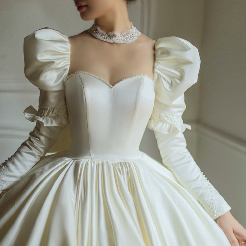 Winter main wedding dress satin long sleeves new 2023 bridal Trailing Temperament Small Subbubble Sleeves Silk Satin palace Wind-Taobao