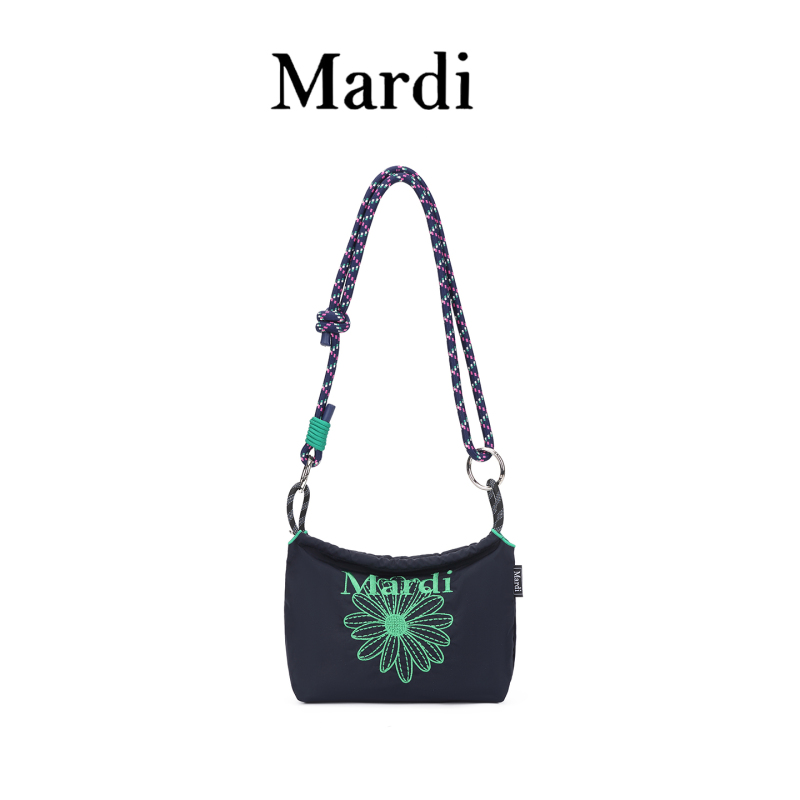 【Mardi Official】Little Daisy Embroidered Canvas Bag Women's New Large Capacity Crossbody Shoulder Bag
