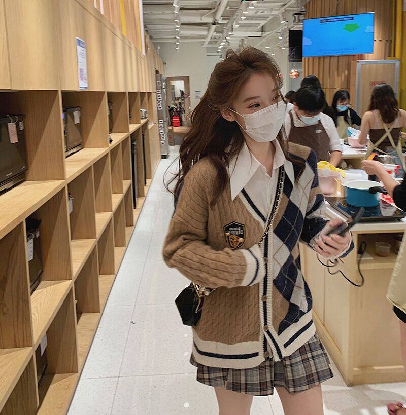 Sandro Moscoloni suit women two suits of the new college wind knitted sweater dress in spring 2023