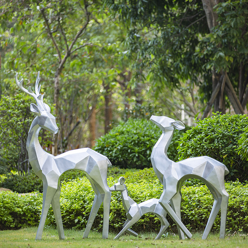 Outdoor Large Abstract Geometric Fiberglass Luminous Deer Sculpture Garden Landscape Area Sales Office Decorative Ornaments