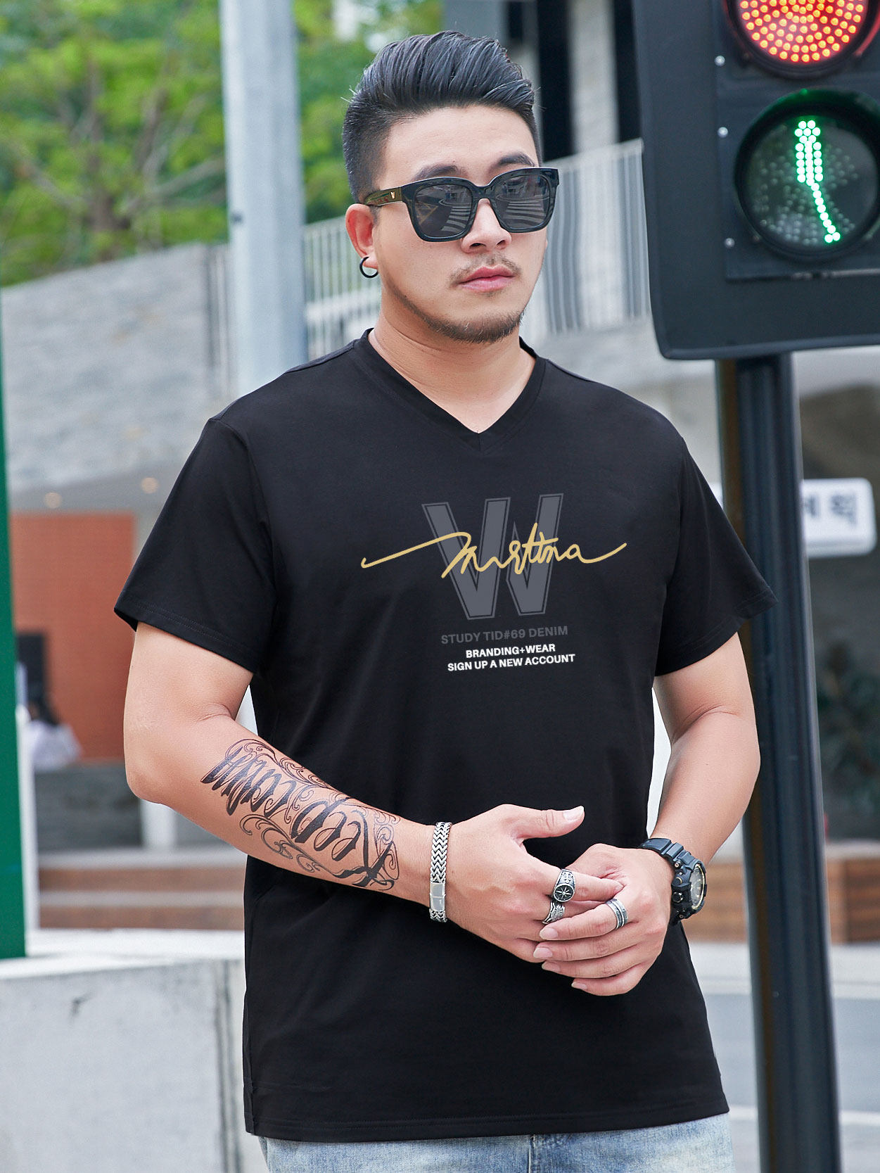 Men’s Plus Size Cotton V-Neck T-Shirt – Relaxed Fit Short Sleeve Casual Tee