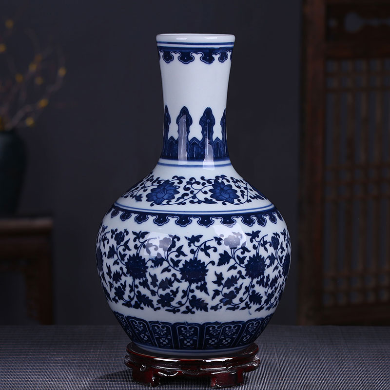 Jingdezhen ceramic vase of blue and white porcelain of modern Chinese style household craft supplies creative furnishing articles rich ancient frame, the living room