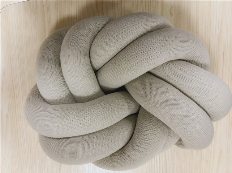 (New products) export to Europe and the United States creative handmade knot ball cushion ins sofa decoration pillow waist pillow core