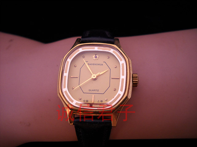 Inventory original Shanghai watch second factory gem flower glass mirror watch belt women's old-fashioned quartz watch classic retro