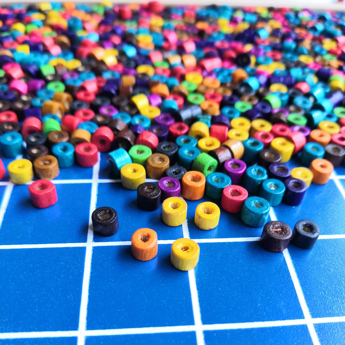 High quality Color 5 * 4mm wood beads tubes Fashion retro DIY ornament accessories Loose Beads 100 packets