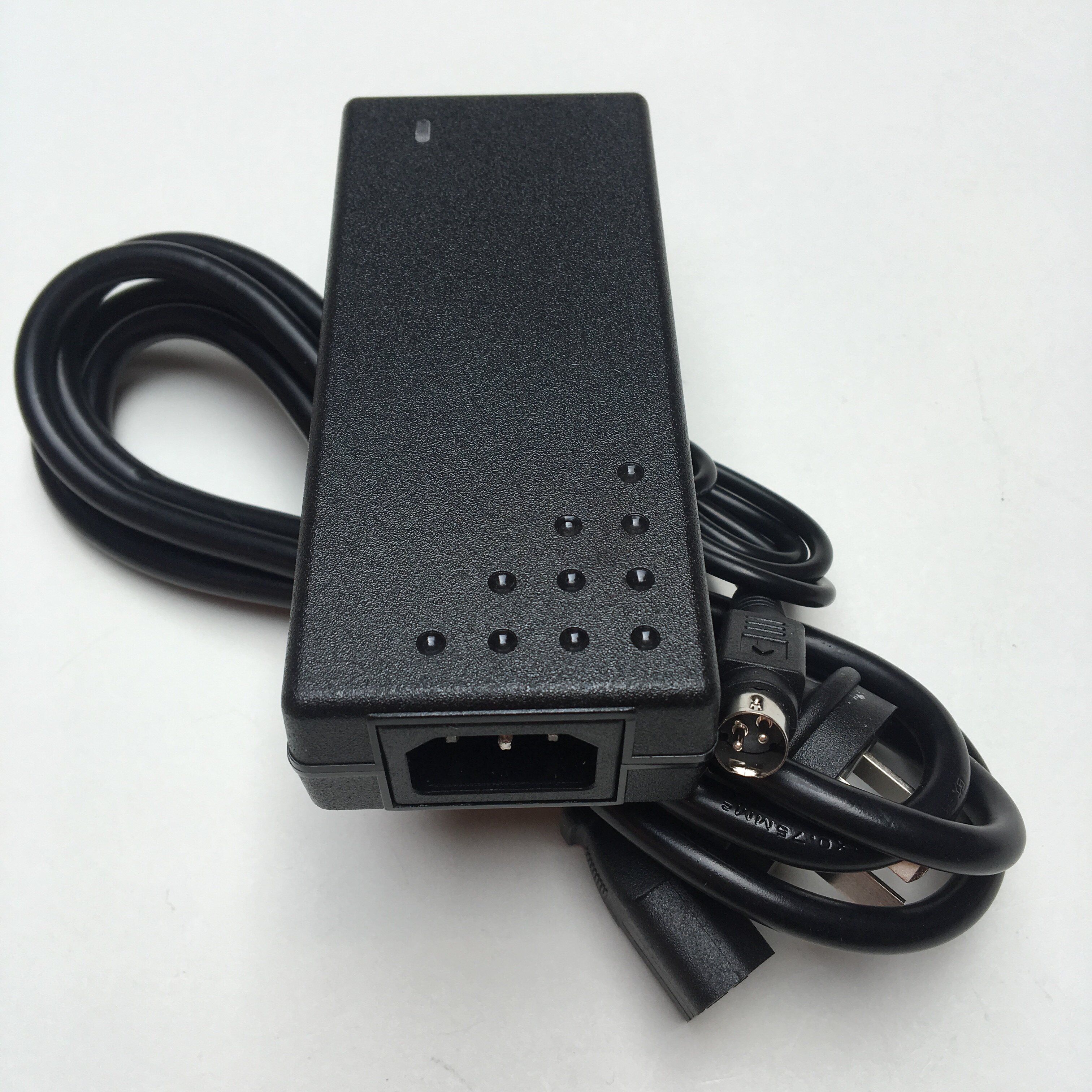 Convisees hard disc recorder HIK DS-7826N-SHT power charger with 12V5A quadcopter