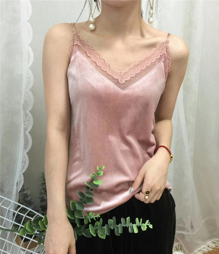 Thời trang mùa thu ren ren cổ chữ V nhung bên trong áo yếm nữ bên ngoài áo sơ mi rộng đáy áo màu đen thiết kế thời trang nữ