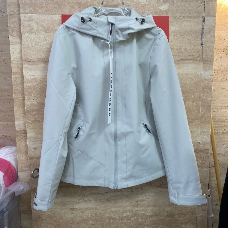 Trendy 97517 Casual Slim-Fit Hooded Windbreaker Jacket for Women, Spring 2026 Outdoor Versatile Stylish Jacket