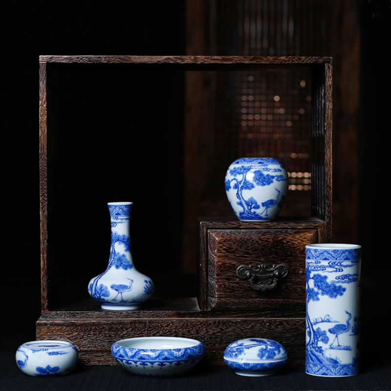 Treasure porcelain jingdezhen blue and white pine Lin LuQing fun stationery 6 times