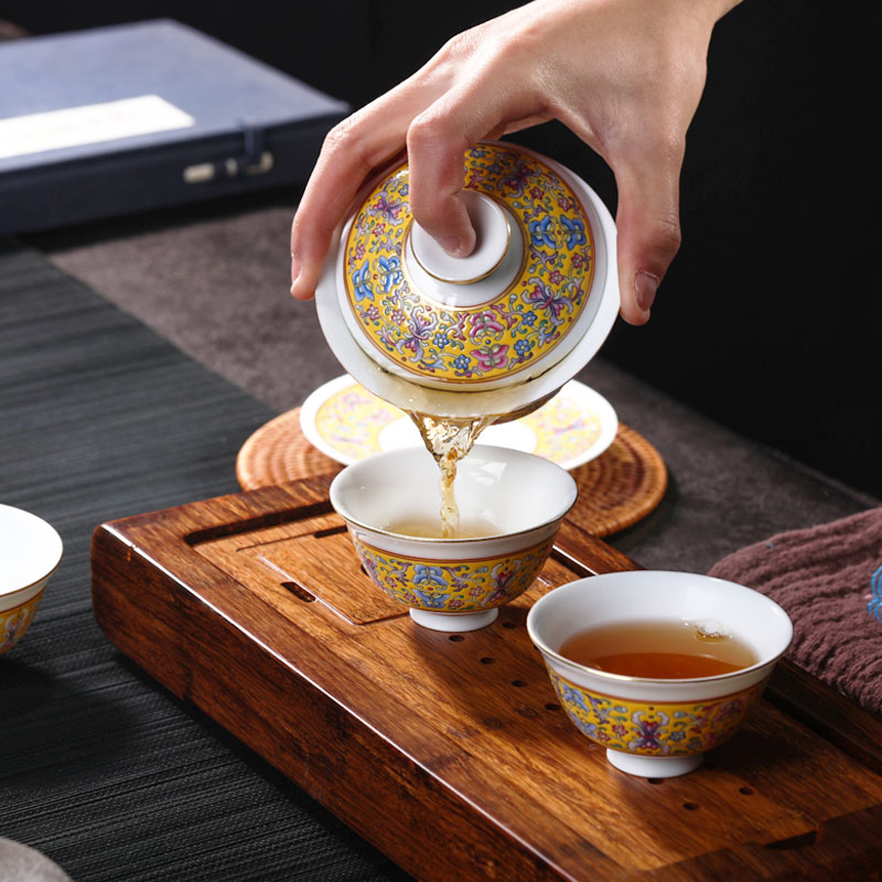 Treasure porcelain colored enamel porcelain 5 head in huang Lin kung fu tea set sample tea cup dish of the auspicious dance master cup single CPU