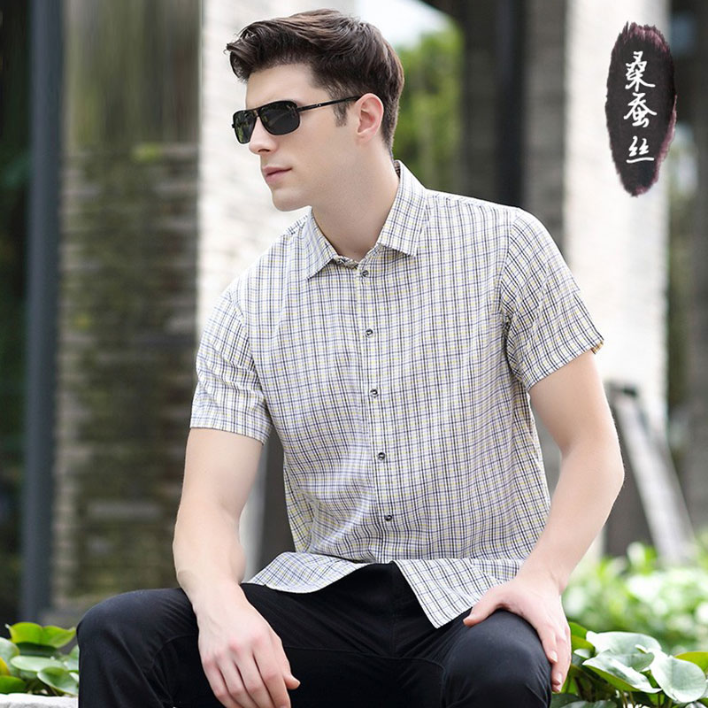 2021 new men's middle-aged mulberry silk short sleeve shirt summer plaid loose casual shirt top