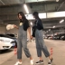 2018 phiên bản Hàn Quốc mới của quần lửng móc rộng retro có móc màu đỏ với bộ jumpsuit denim in lỗ quần jean nữ cạp cao Quần jean