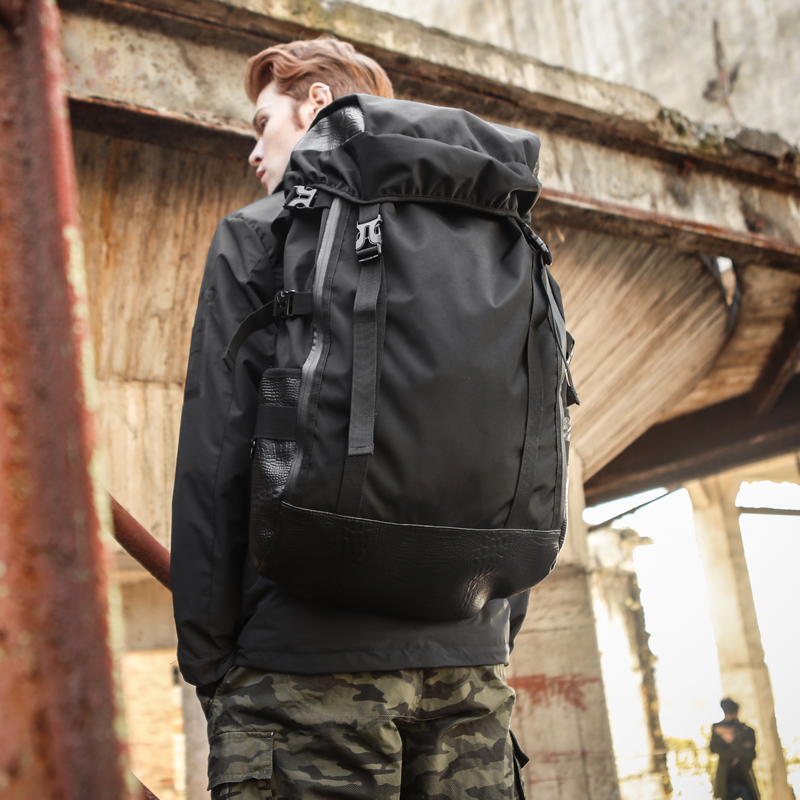 Mountaineering bag travel backpack men's backpack large capacity super light sports outdoor leisure travel luggage school bag