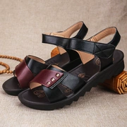 Giày cao cổ cho bà mẹ 40-50 tuổi 2019 hè mới đế mềm đế mềm chống trượt - Sandal