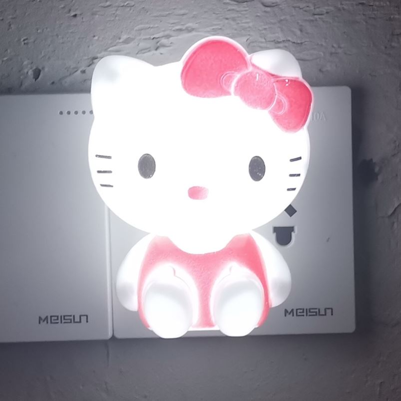 Plug-in Switch White Light Creative Bedroom Bedside Teenage Girl Cute Cat Dreamy Sleep Baby Suckling Eyes Small Night Light