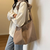 Новый цвет хаки на плече