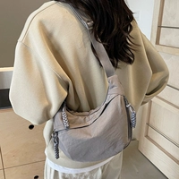 Маленький серый