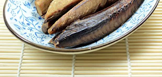 Mèo ăn vặt cá dải mèo tim mèo cộng với lưu huỳnh hương vị 10g chăm sóc tóc sáng tóc sức khỏe bổ sung dinh dưỡng thức ăn cho thú cưng