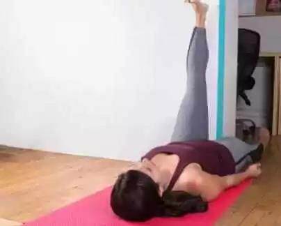 身体僵硬没有柔韧性?9个瑜伽体式在家就能练