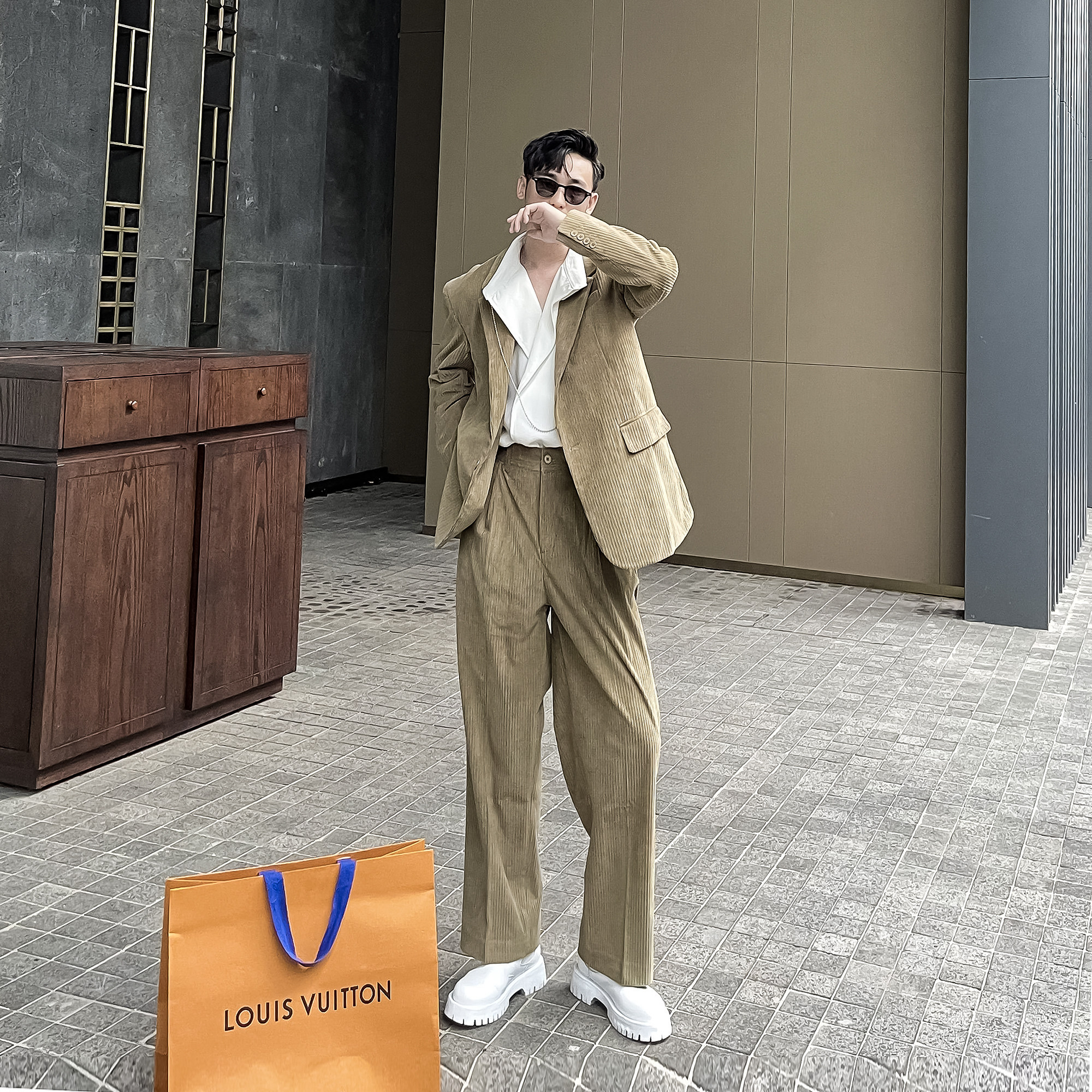 (VERA KANE) South Korea ins high-grade strippery casual loose suit wide-legged straight trousers two trendsetter
