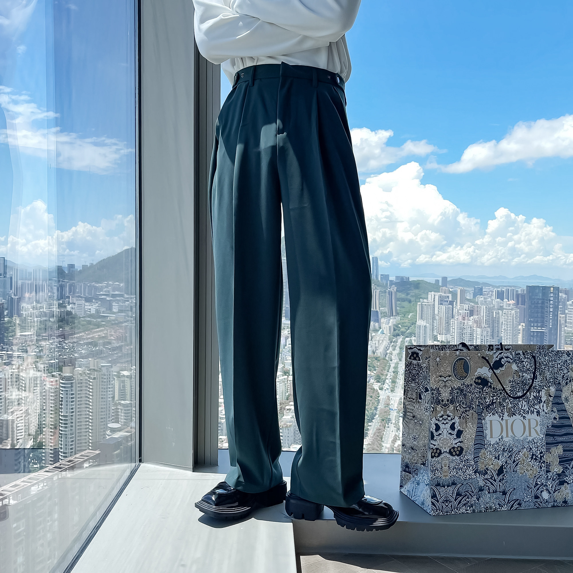 (VERA KANE) Korean ins casual straight loose solid color simple handsome drape all-match trousers trendy men