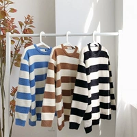 Áo len nam phiên bản Hàn Quốc của xu hướng áo len mùa đông áo dài tay sọc rộng quần áo chic port áo gió lưới màu đỏ hoodie nam